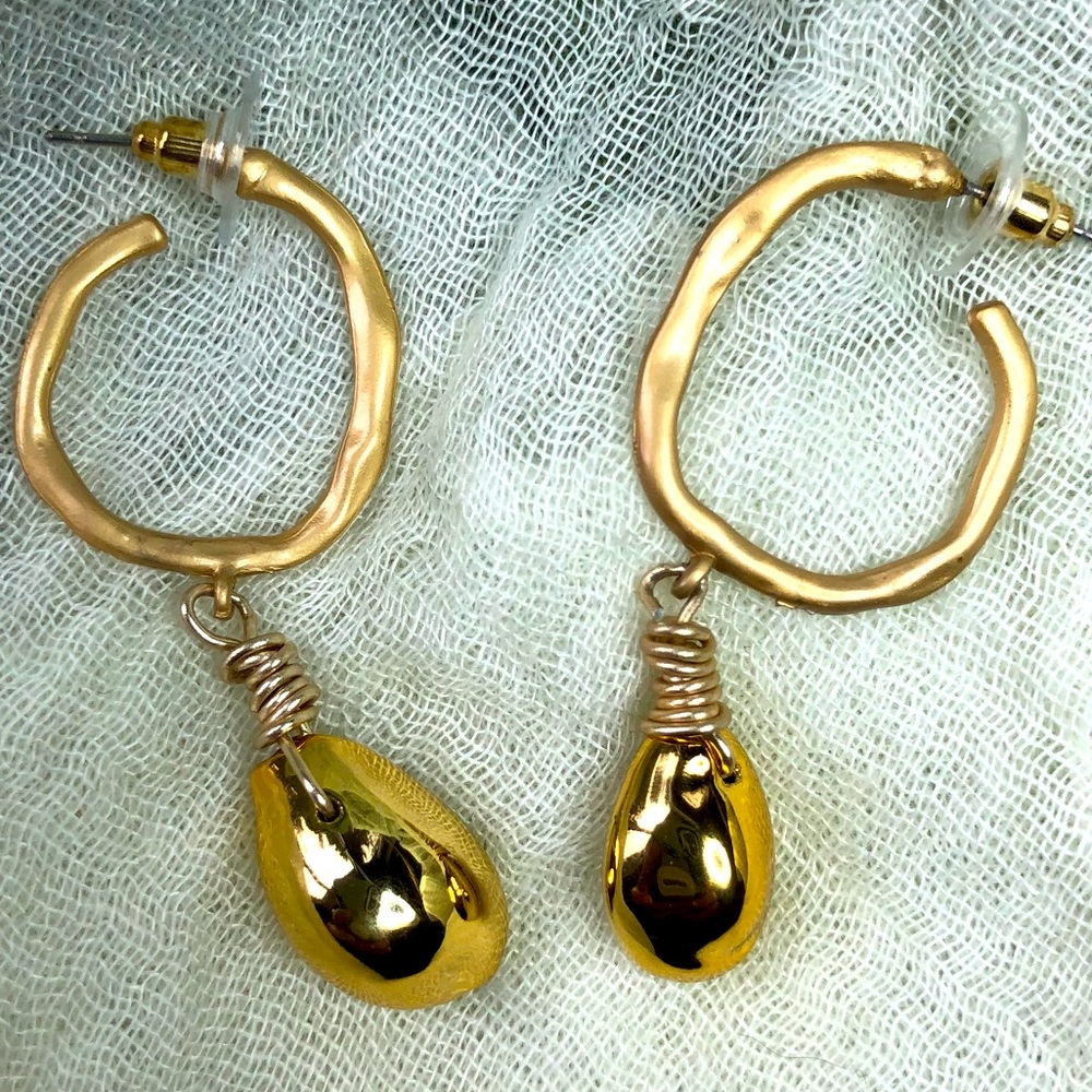 Seashell Earrings - Picture 8 of 10
